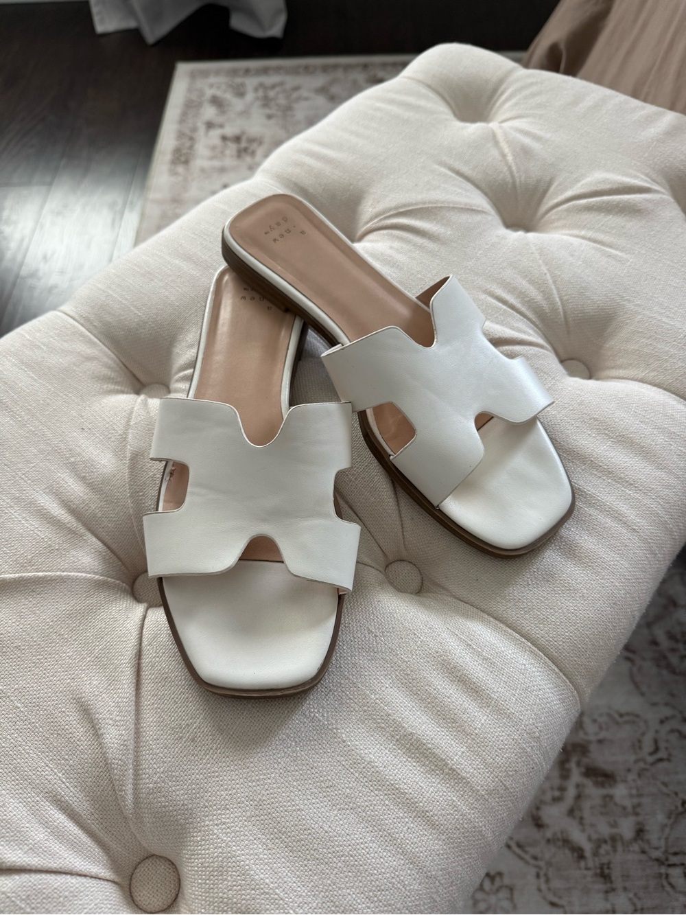 a new day White Cutout Slide Sandals Size 9